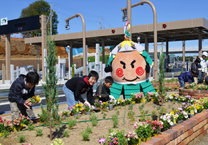 酒々井IC開通記念植樹祭の画像