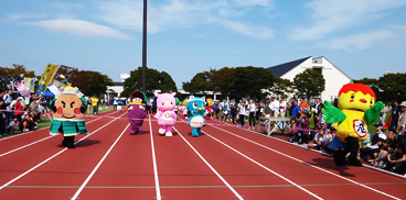 「ゆるキャラ20m走」の写真